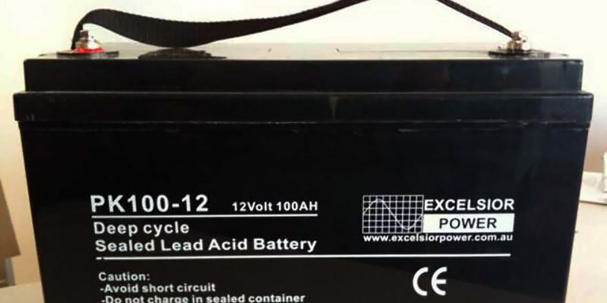 How many hours will a deep cycle battery last